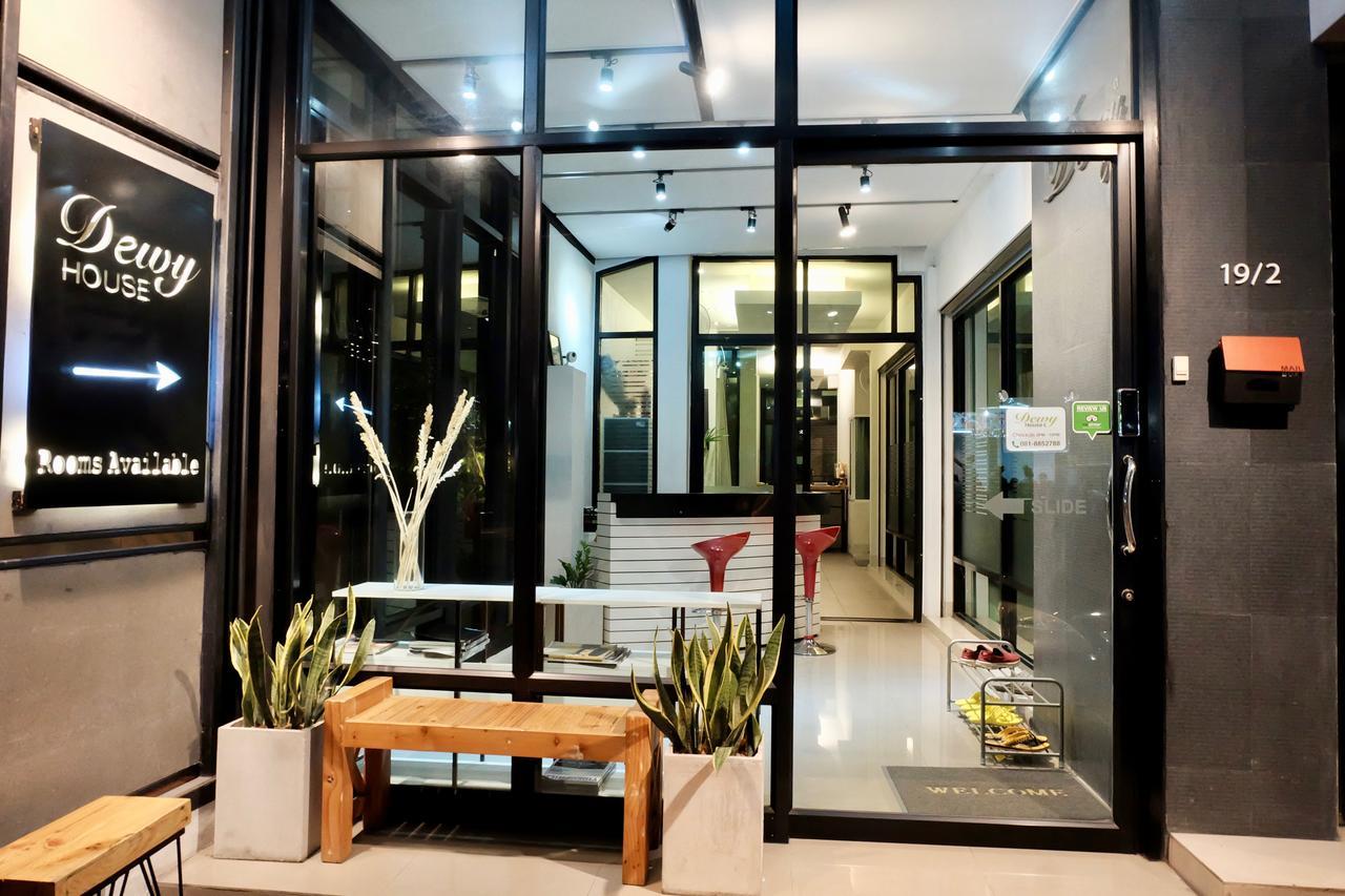 Hostel DewyHouse Chiang Mai Zewnętrze zdjęcie